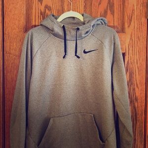 Nike Therma-Fit Hoodie
